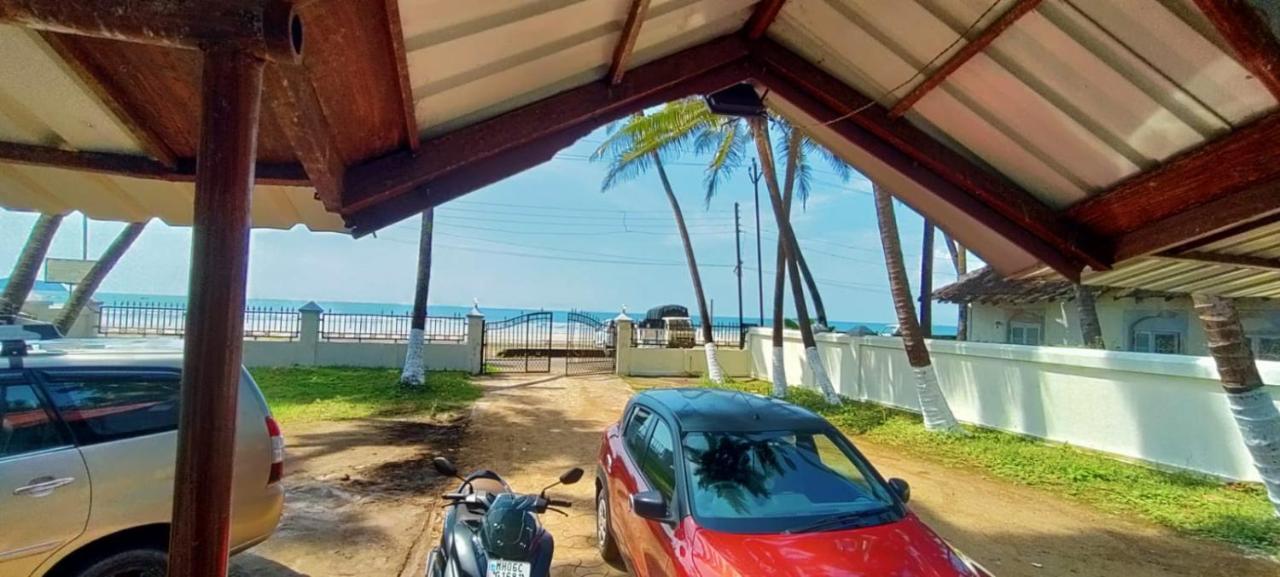 Hotel Seabird Murud  Ngoại thất bức ảnh